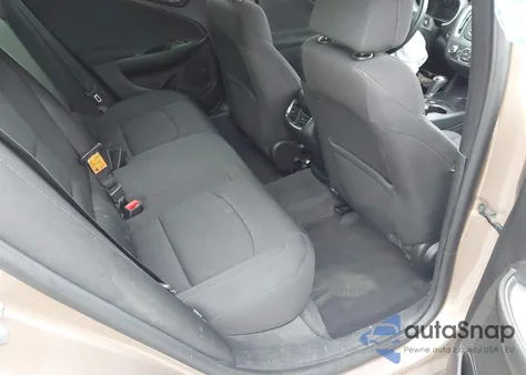 2018 Chevrolet Malibu Lt z USA, uszkodzony, nr VIN 1G1ZD5ST3JF245558